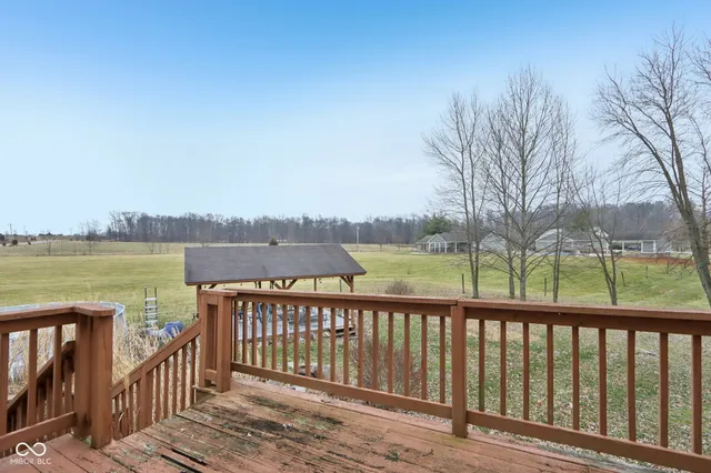 $379,900 | 46 West County Road 1000 South, Cloverdale, IN 46120