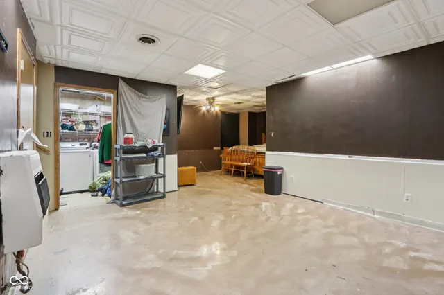 $379,900 | 46 West County Road 1000 South, Cloverdale, IN 46120