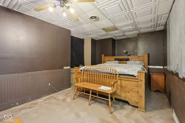 $379,900 | 46 West County Road 1000 South, Cloverdale, IN 46120