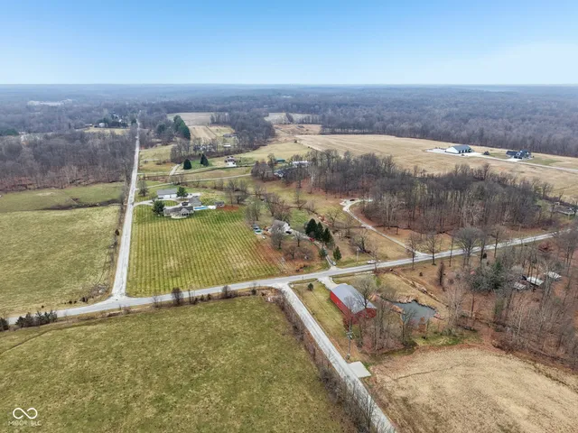 $379,900 | 46 West County Road 1000 South, Cloverdale, IN 46120