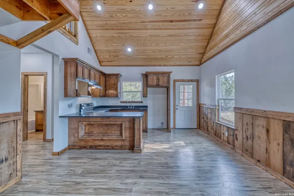 $229,900 | 60 Loop Uvalde Tx 78801, Uvalde, TX 78801