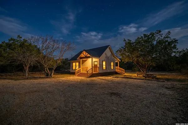 $229,900 | 60 Loop Uvalde Tx 78801, Uvalde, TX 78801