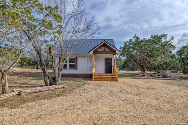 $229,900 | 60 Loop Uvalde Tx 78801, Uvalde, TX 78801