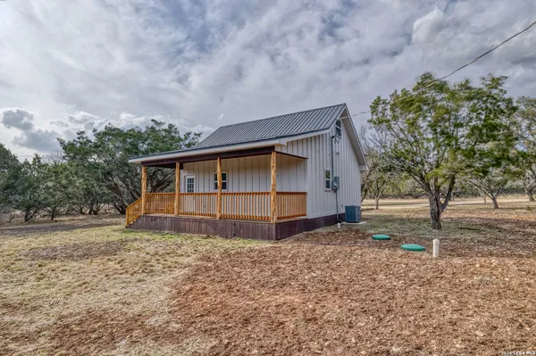 $229,900 | 60 Loop Uvalde Tx 78801, Uvalde, TX 78801