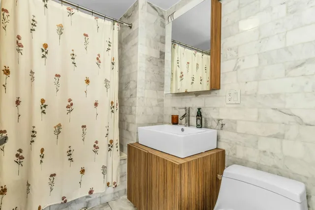 $699,000 | 112-02 Northern Boulevard, Unit 6G | North Corona