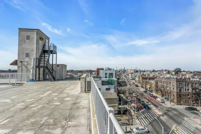 $699,000 | 112-02 Northern Boulevard, Unit 6G | North Corona