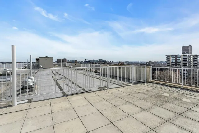 $699,000 | 112-02 Northern Boulevard, Unit 6G | North Corona