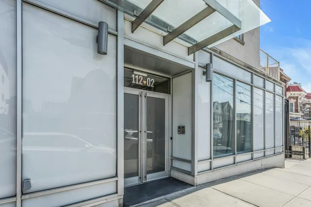 $699,000 | 112-02 Northern Boulevard, Unit 6G | North Corona