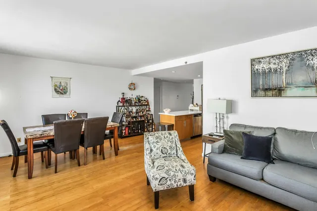 $699,000 | 112-02 Northern Boulevard, Unit 6G | North Corona