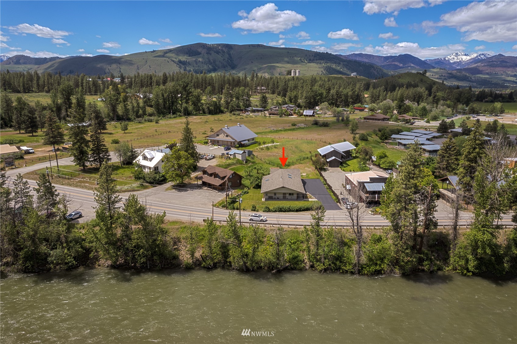 619 State Rte 20 Winthrop, WA 98862 - Photo 3 of 21 Gallery Image 3