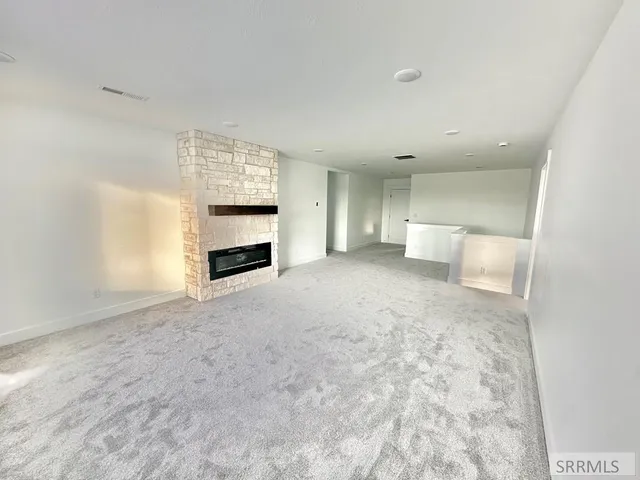 $699,999 | 4038 East 545 North, Rigby, ID 83442