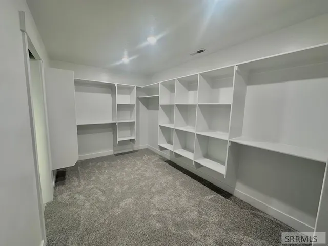 $699,999 | 4038 East 545 North, Rigby, ID 83442