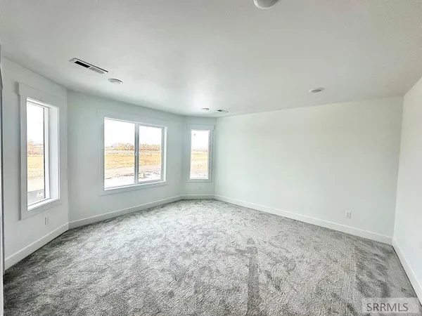 $699,999 | 4038 East 545 North, Rigby, ID 83442