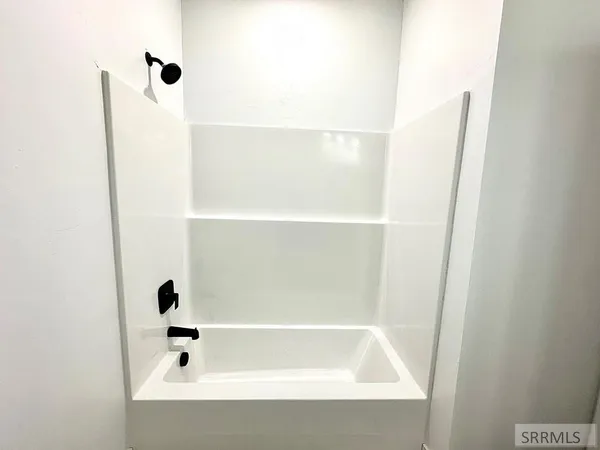 $699,999 | 4038 East 545 North, Rigby, ID 83442