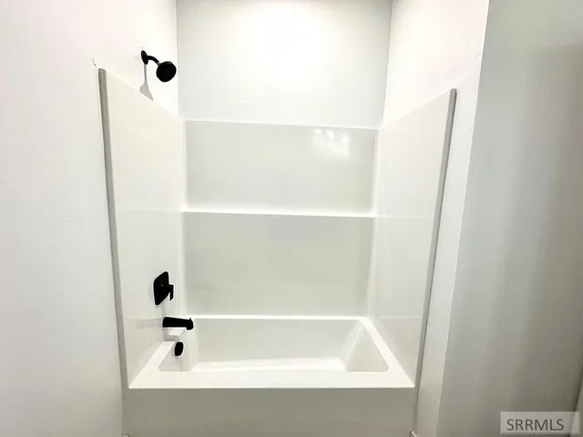 $699,999 | 4038 East 545 North, Rigby, ID 83442