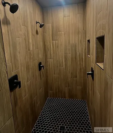 $699,999 | 4038 East 545 North, Rigby, ID 83442