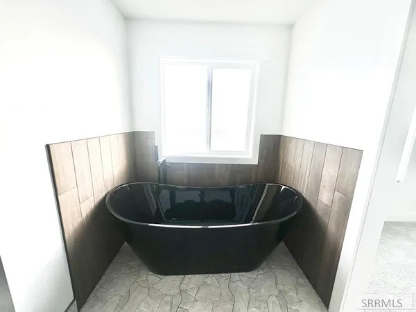 $699,999 | 4038 East 545 North, Rigby, ID 83442