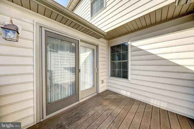 $1,950 | 693 East Walnut Street, Hanover, PA 17331