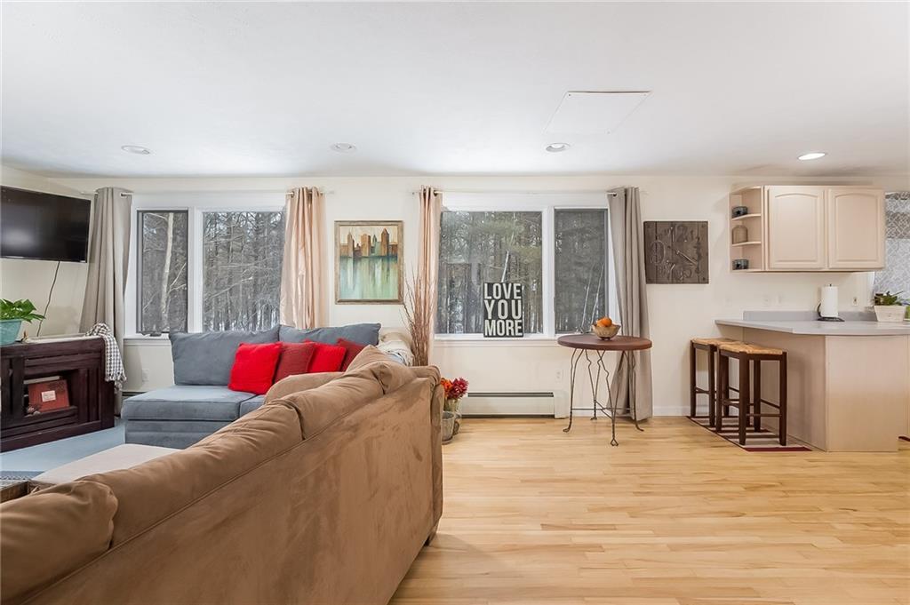 316 Cole Road Kennebunk, ME 04043 - Photo 7 of 25 Photo