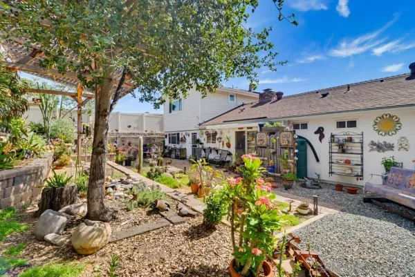 $920,000 | 1570 Villa Crest Drive, El Cajon, CA 92021