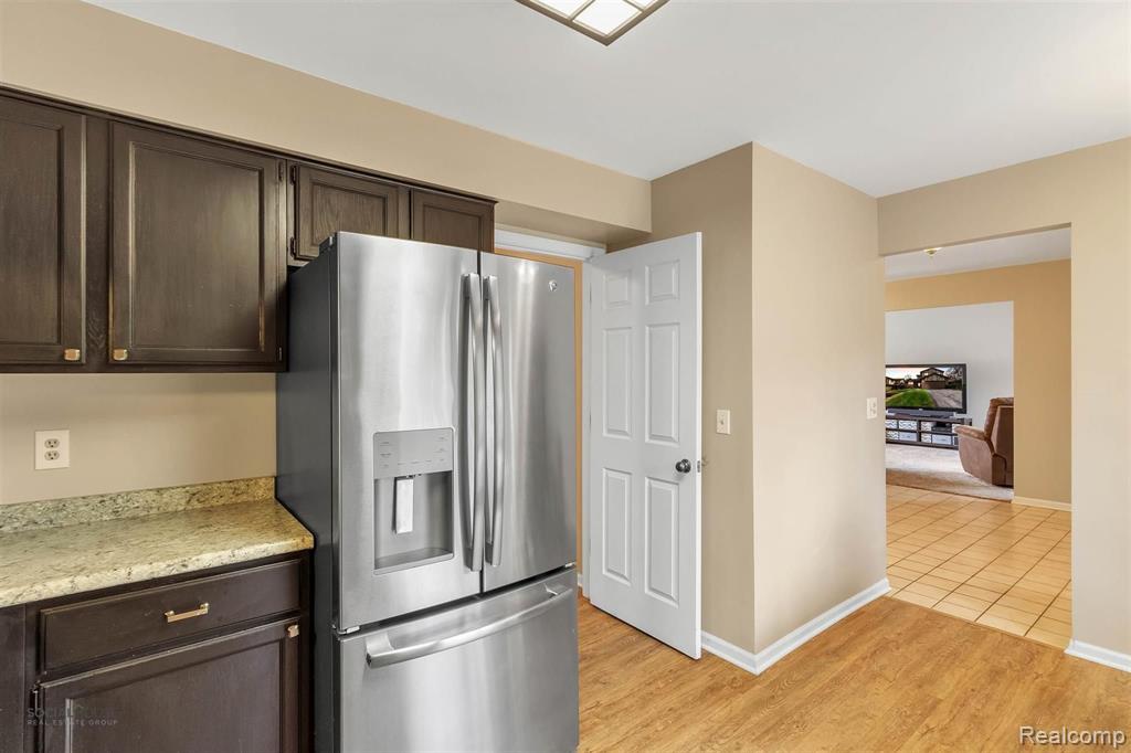 22311 Chelsea Lane Novi, MI 48167 - Photo 18 of 49