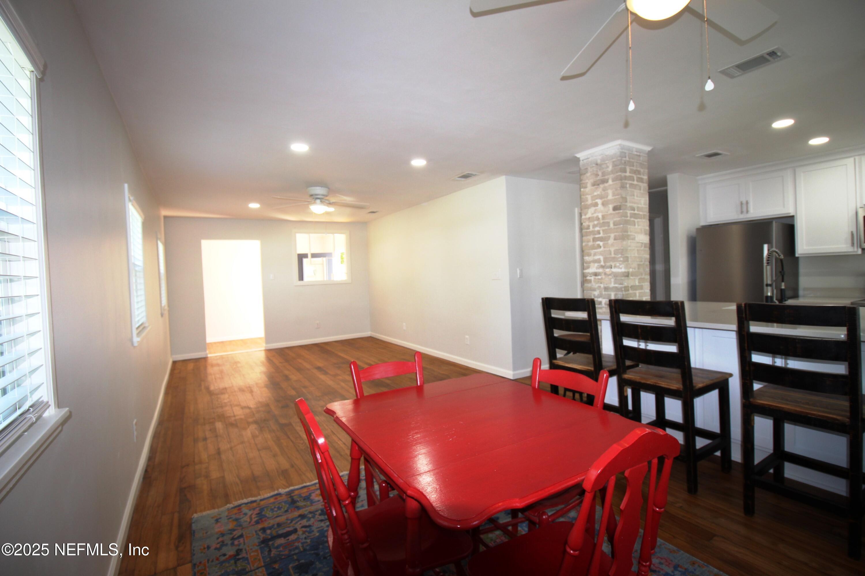 4702 Cedarwood Road Jacksonville, FL 32210 - Photo 14 of 32 LIVING / DINING