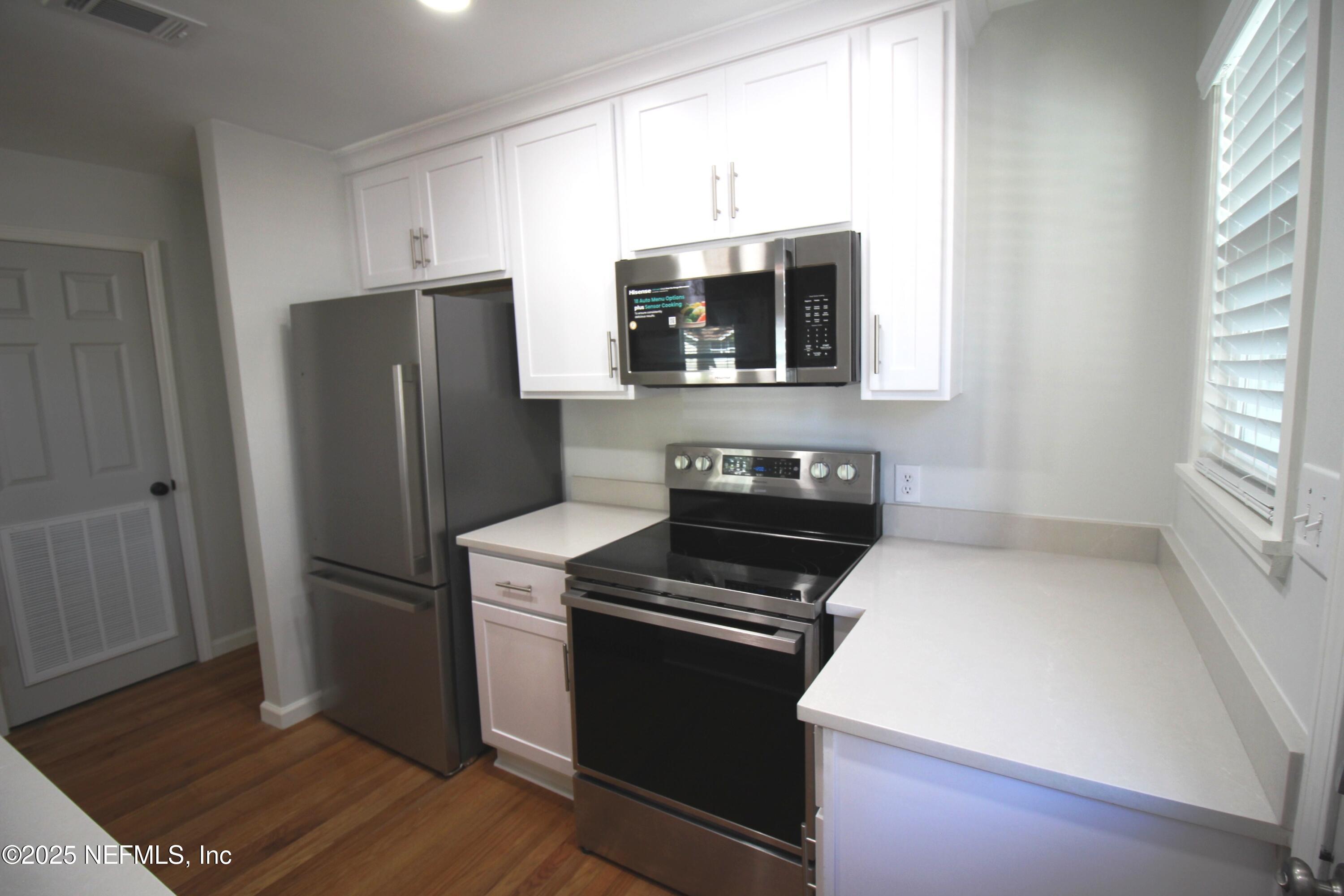 4702 Cedarwood Road Jacksonville, FL 32210 - Photo 21 of 32 APPLIANCES
