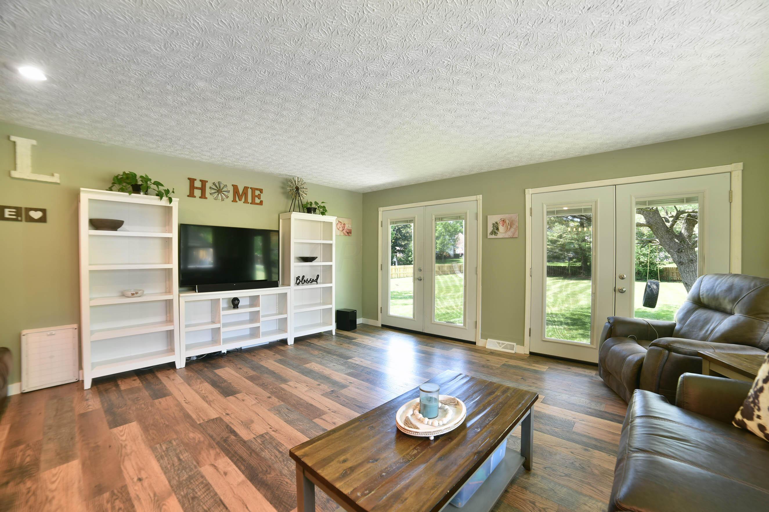 3751 North Stygler Road Columbus, OH 43230 - Photo 6 of 17 3751Stygler_0031