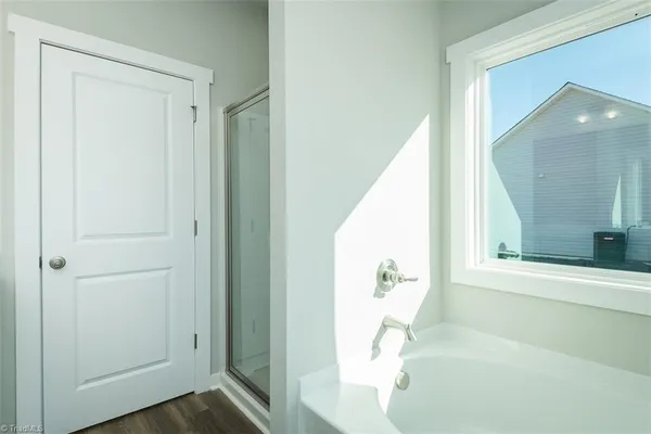 $315,999 | 409 East Lee Avenue, Yadkinville, NC 27055