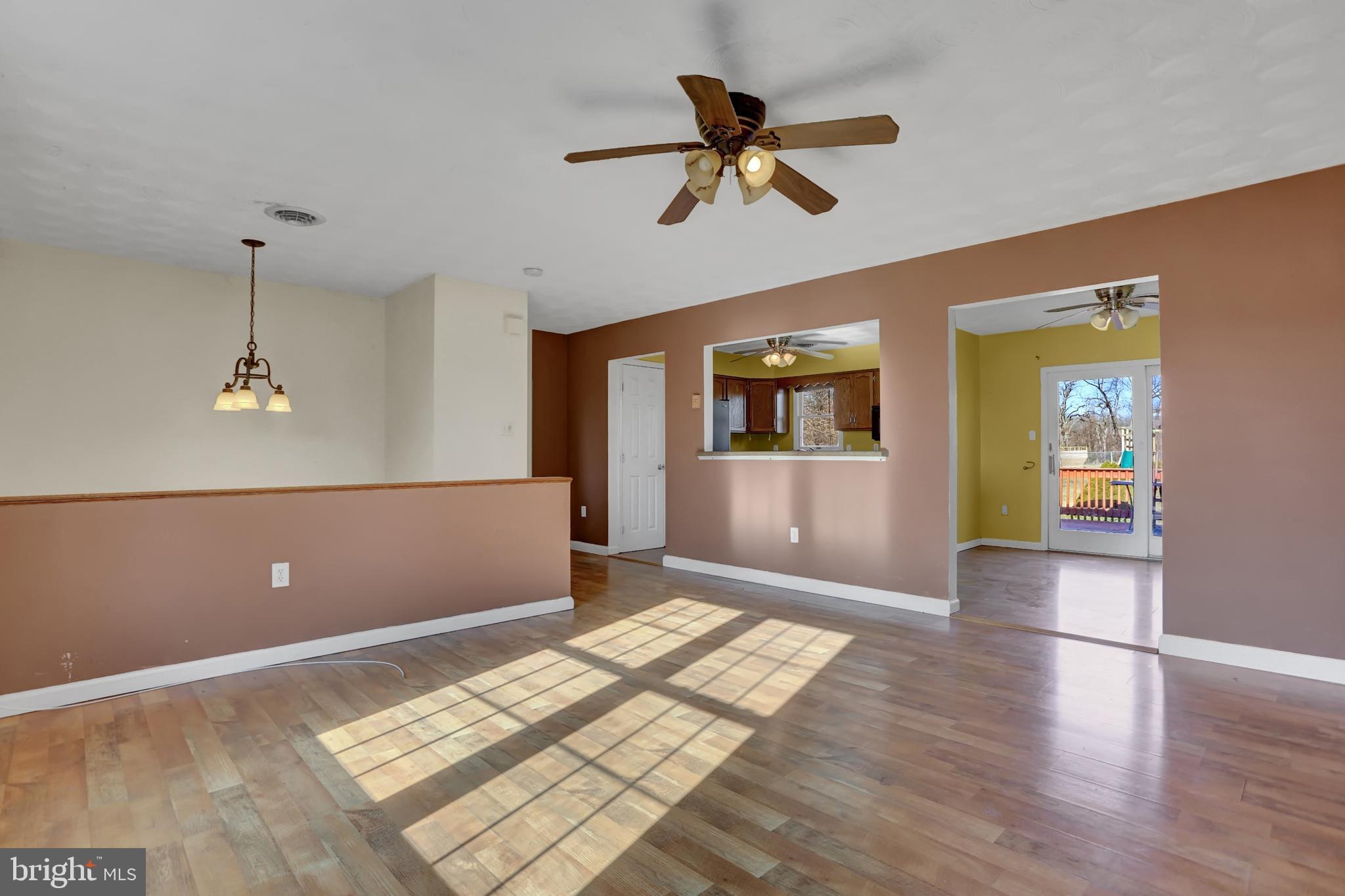 391 Crossroad School Road Newville, PA 17241 - Photo 4 of 25 Gallery Image 4