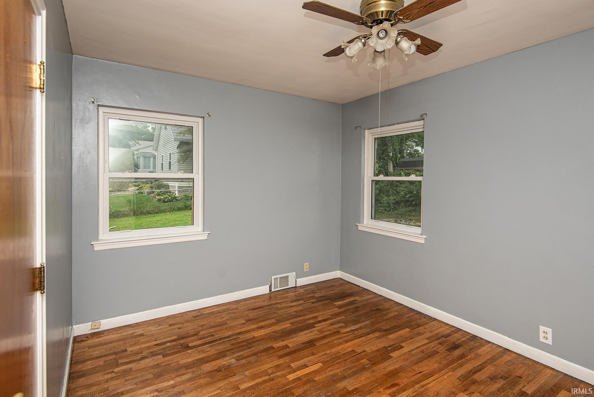 1424 Audubon Road Vincennes, IN 47591 - Photo 13 of 36