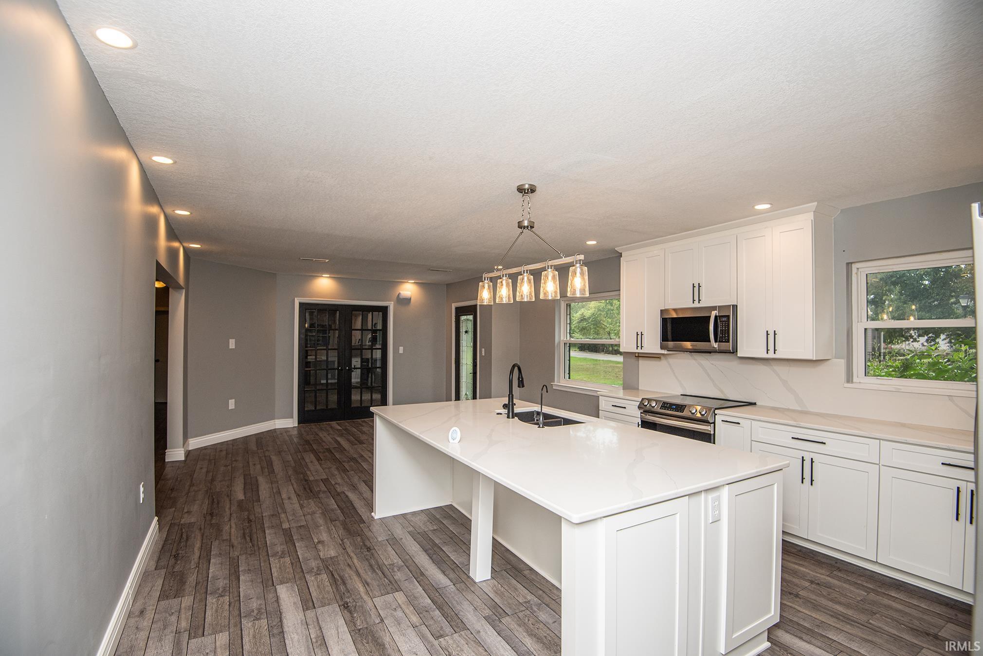 1424 Audubon Road Vincennes, IN 47591 - Photo 4 of 36