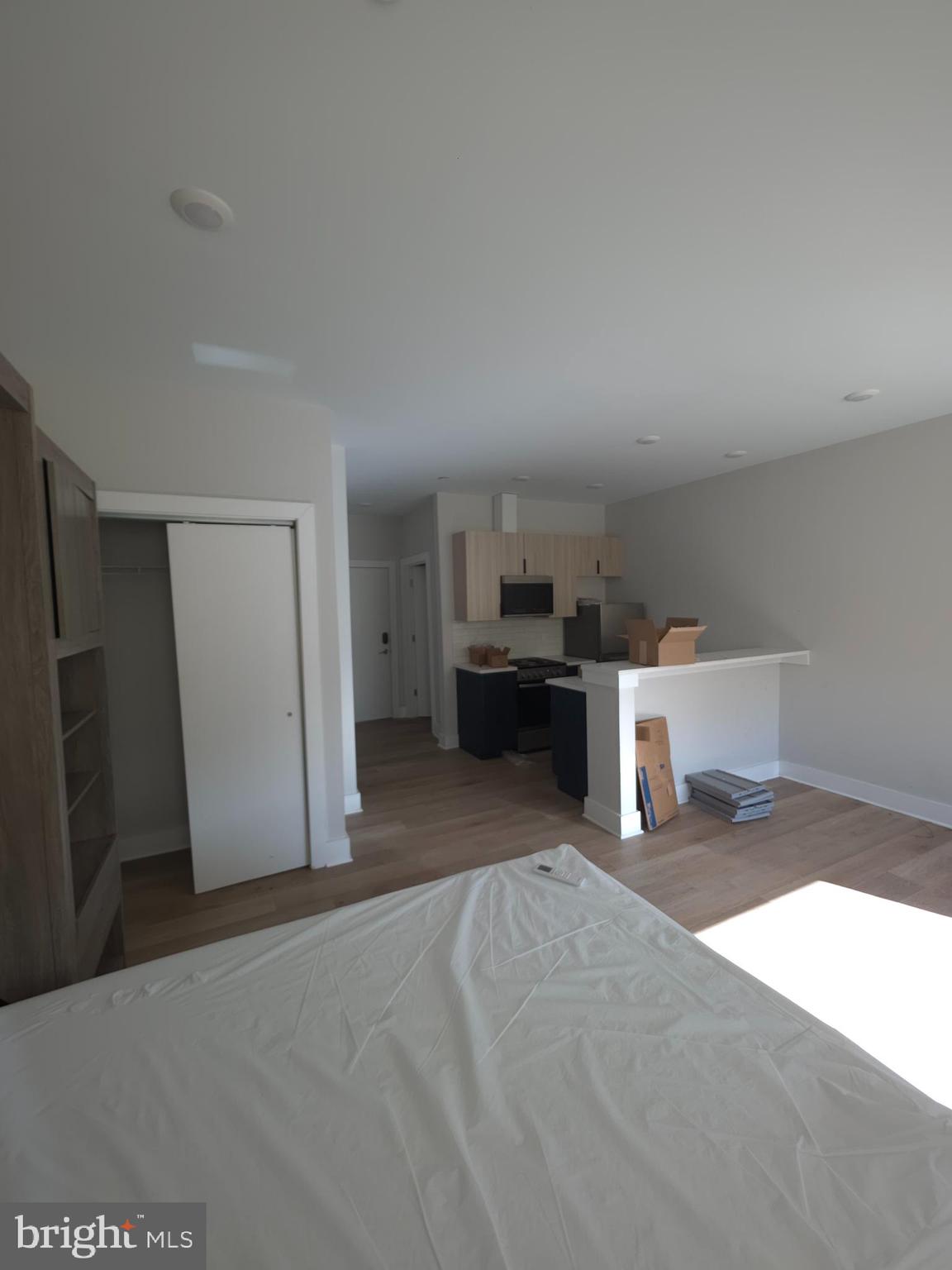 3503 Midvale Avenue, Unit 503 Philadelphia, PA 19129 - Photo 27 of 29 a kitchen with a refrigerator and a stove