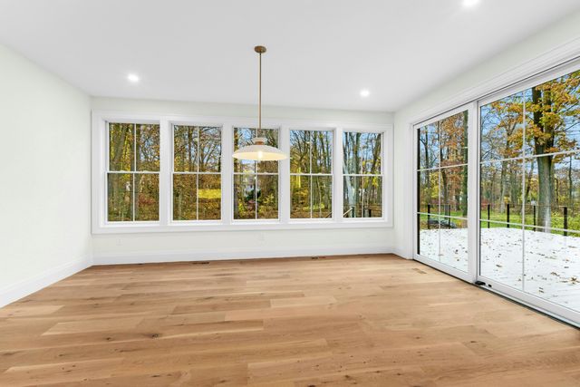 $4,900,000 | 20 Marianne Road, Darien, CT 06820