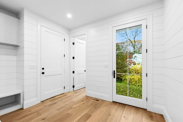 $4,900,000 | 20 Marianne Road, Darien, CT 06820