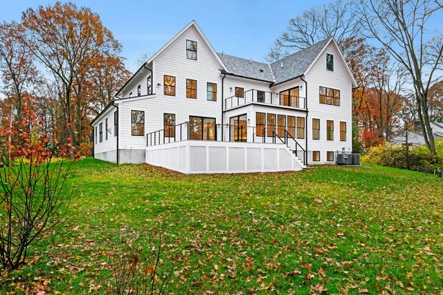$4,900,000 | 20 Marianne Road, Darien, CT 06820
