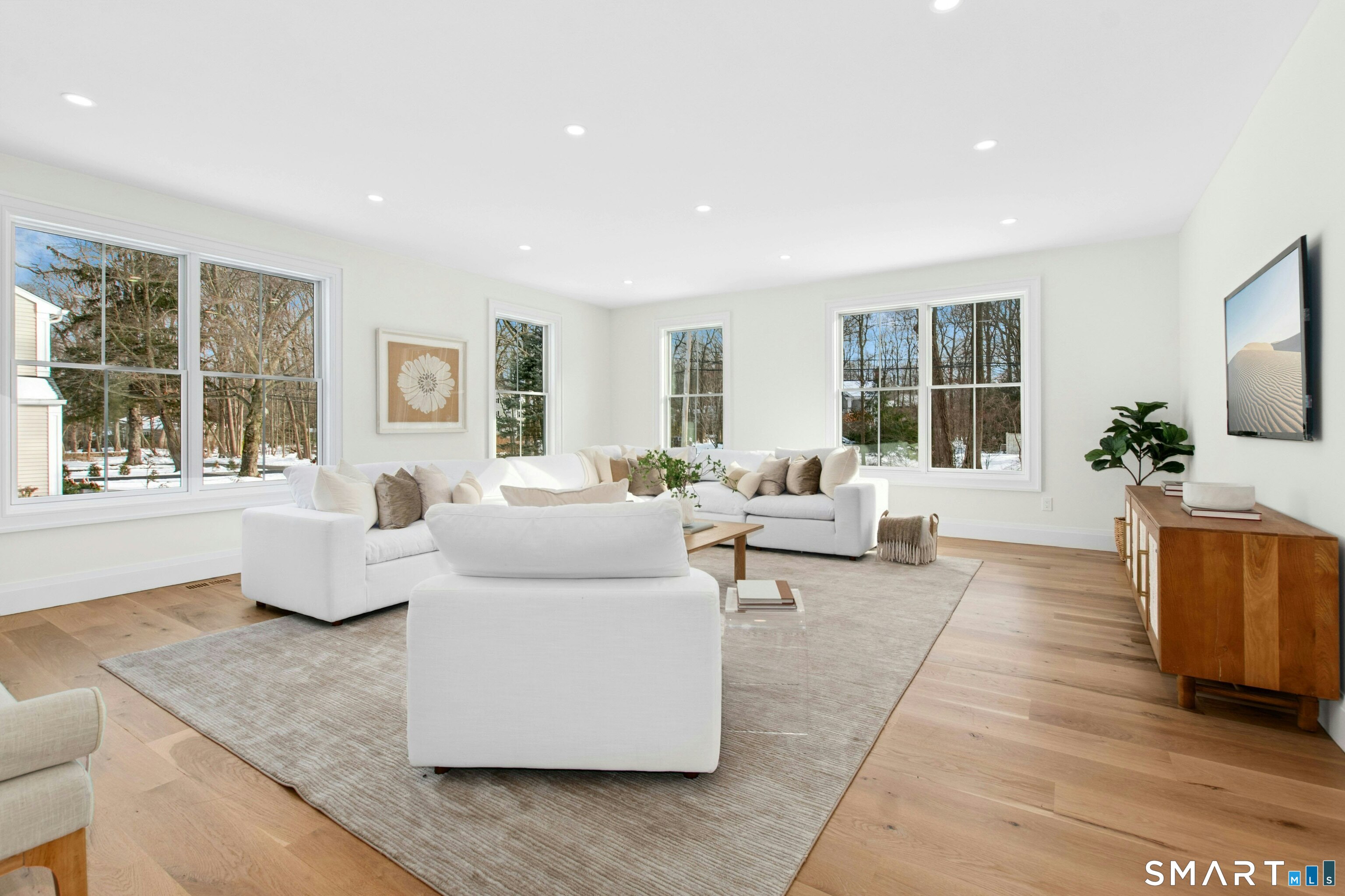 20 Marianne Road Darien, CT 06820 - Photo 4 of 38