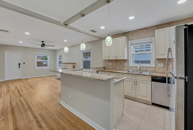 $525,000 | 720 North Ocean Breeze, Lake Worth Beach, FL 33460