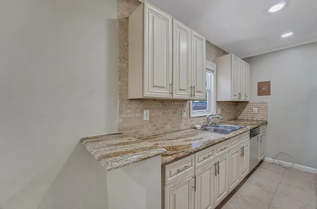 $525,000 | 720 North Ocean Breeze, Lake Worth Beach, FL 33460