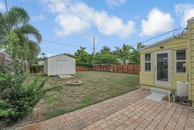 $525,000 | 720 North Ocean Breeze, Lake Worth Beach, FL 33460