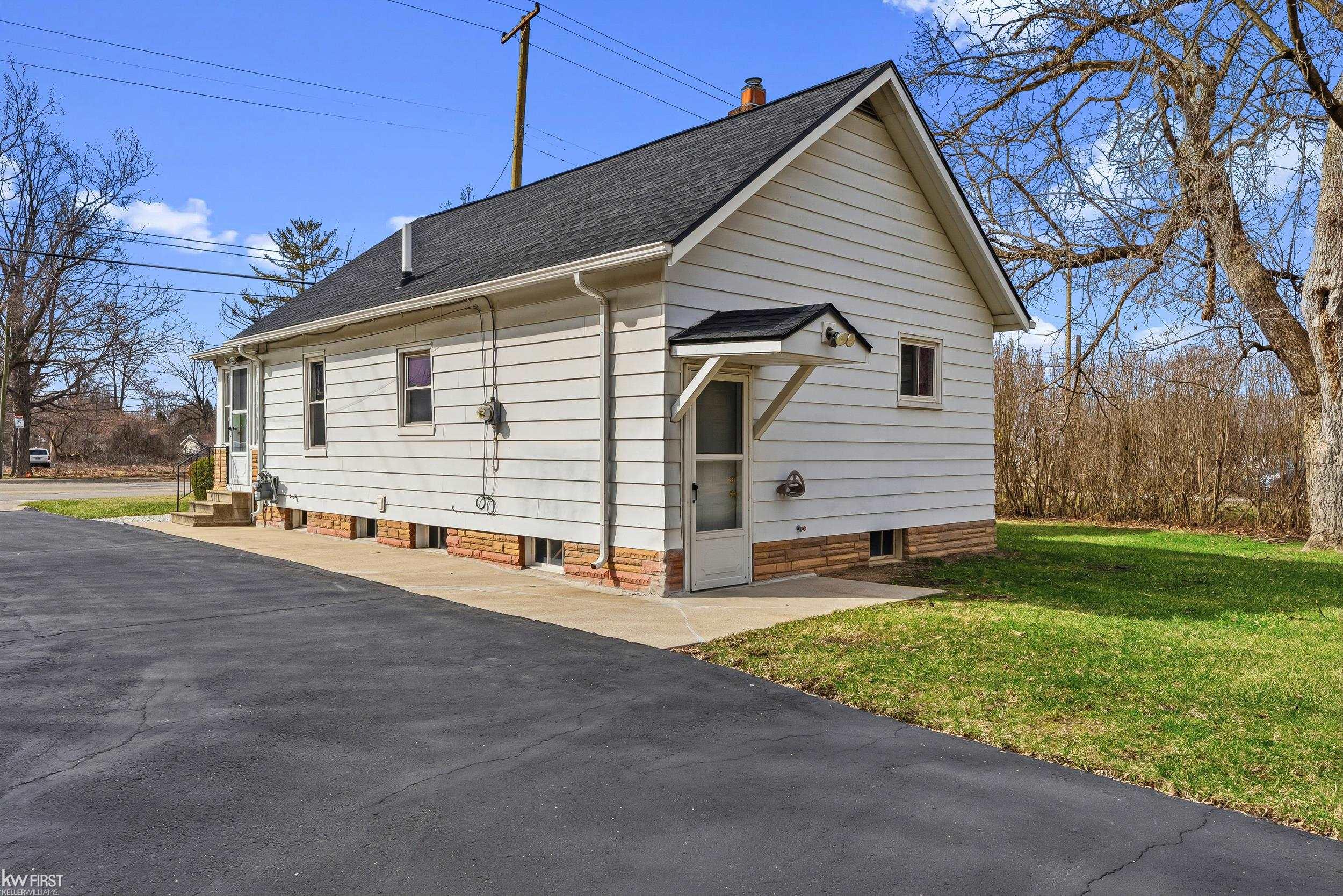 5113 Richfield Road Flint, MI 48506 - Photo 26 of 33 50203674-235c6f1f-fb09-4592-bc71-84cd36d348e9.JPG