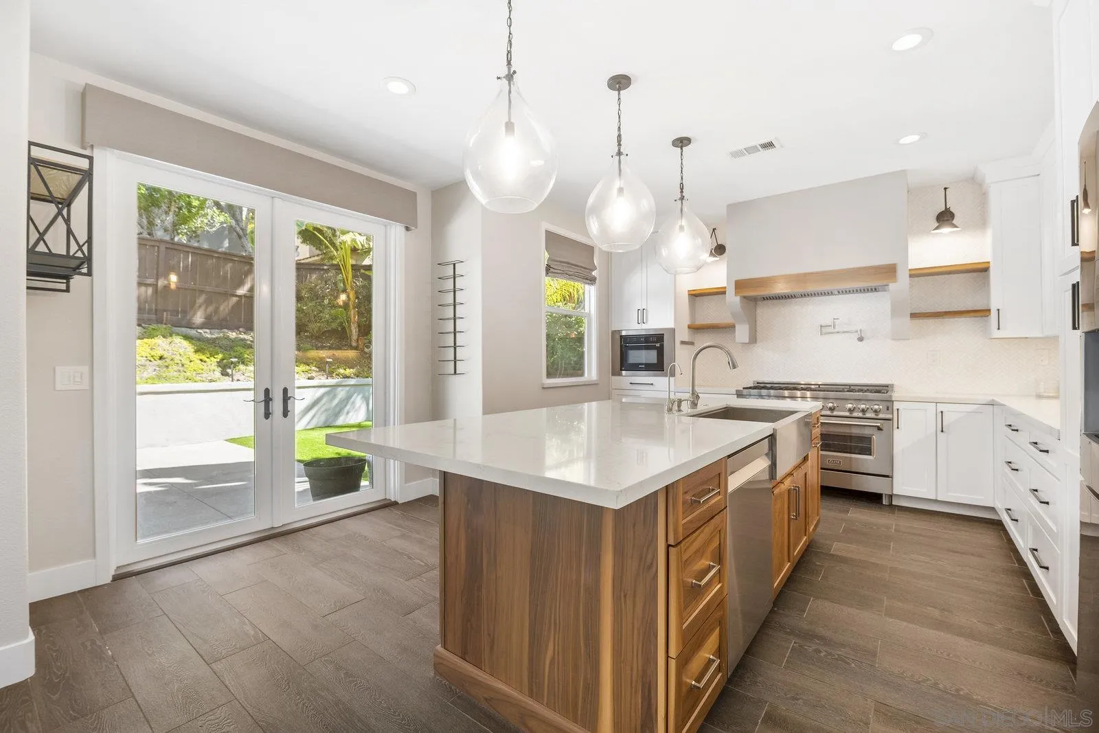 7352 Via Cresta Road San Diego, CA 92129 - Photo 13 of 36