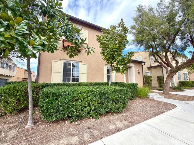 $2,499 | 37390 Paseo Violeta, Murrieta, CA 92563