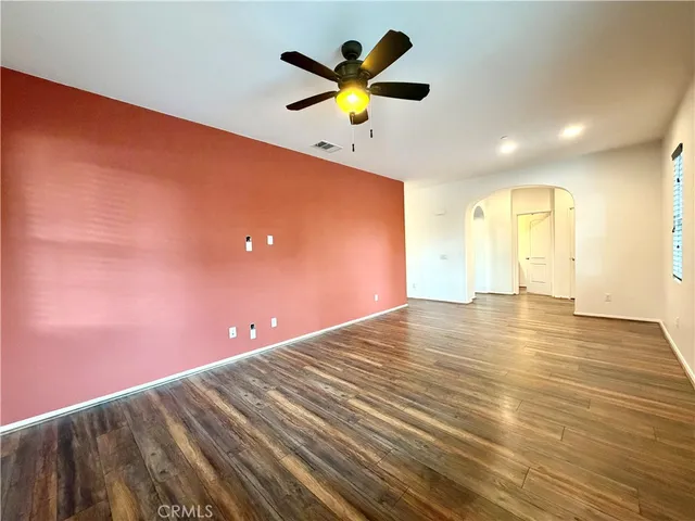 $2,499 | 37390 Paseo Violeta, Murrieta, CA 92563