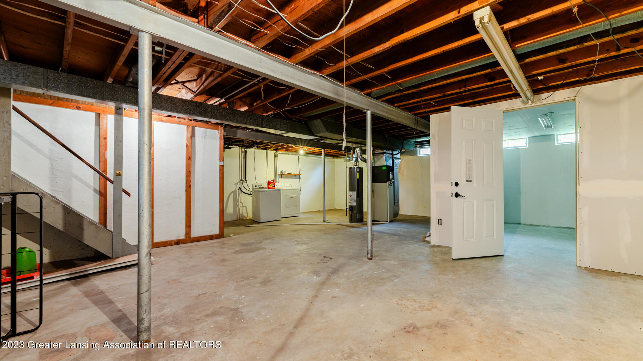 3206 Reo Road Lansing, MI 48911 - Photo 15 of 23 3206REO15
