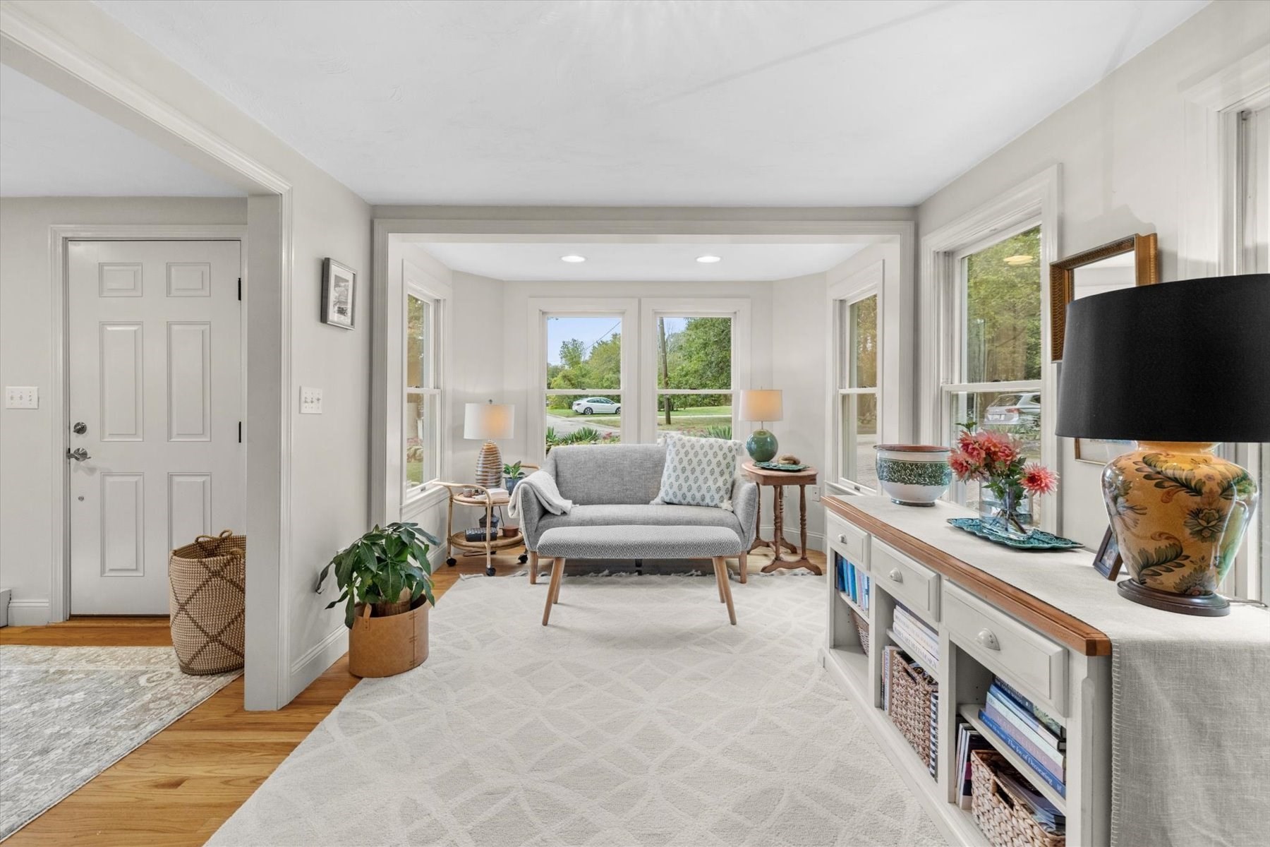 154 Clapp Road Scituate, MA 02066 - Photo 14 of 26 Gallery Image 14