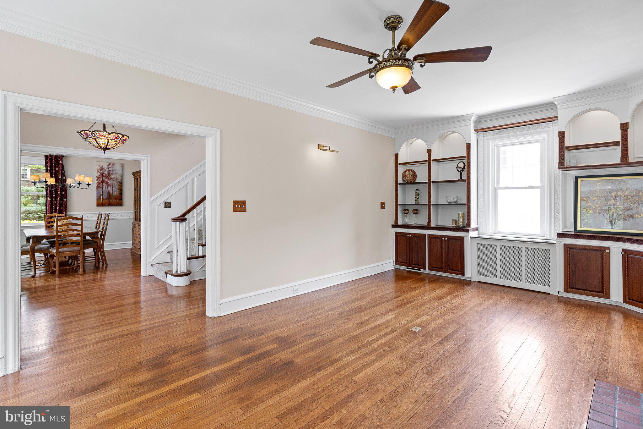 809 Shipley Road Wilmington, DE 19803 - Photo 17 of 51 View towards foyer and dining room
