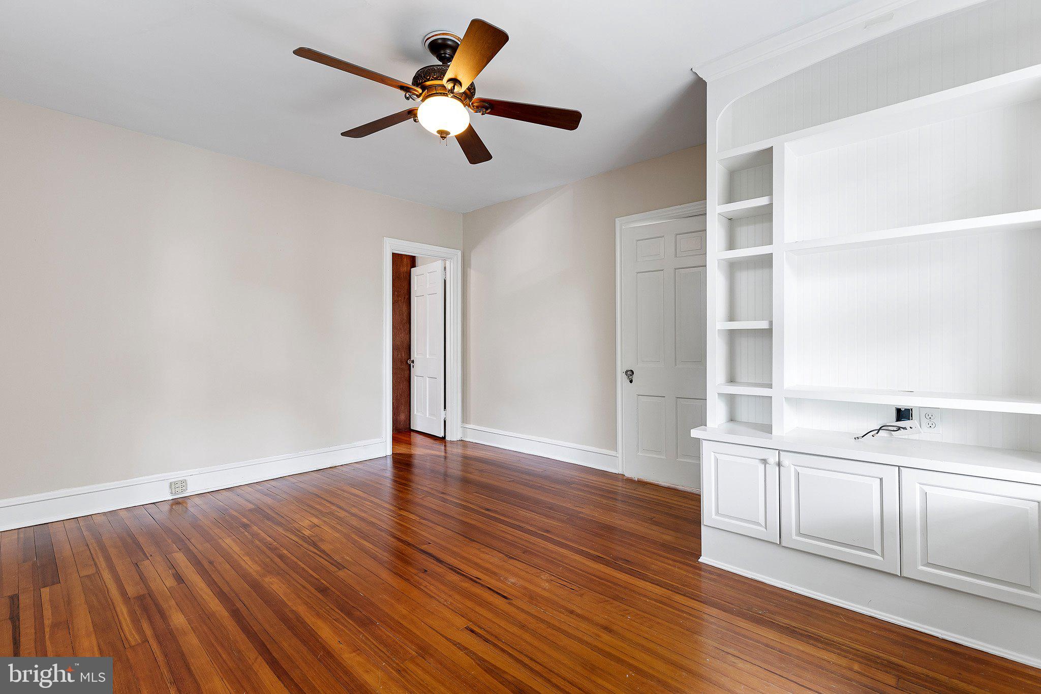 809 Shipley Road Wilmington, DE 19803 - Photo 31 of 51 Primary bedroom with built-ins