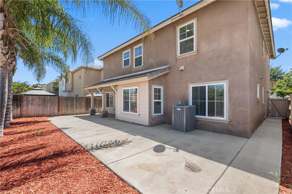 1271 Castledale Street Riverside, CA 92501 - Photo 50 of 54