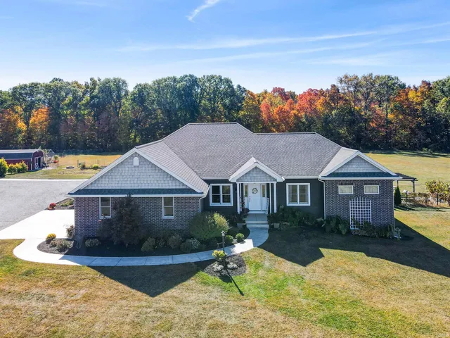 $730,000 | 716 East 550 North, Uniondale, IN 46791